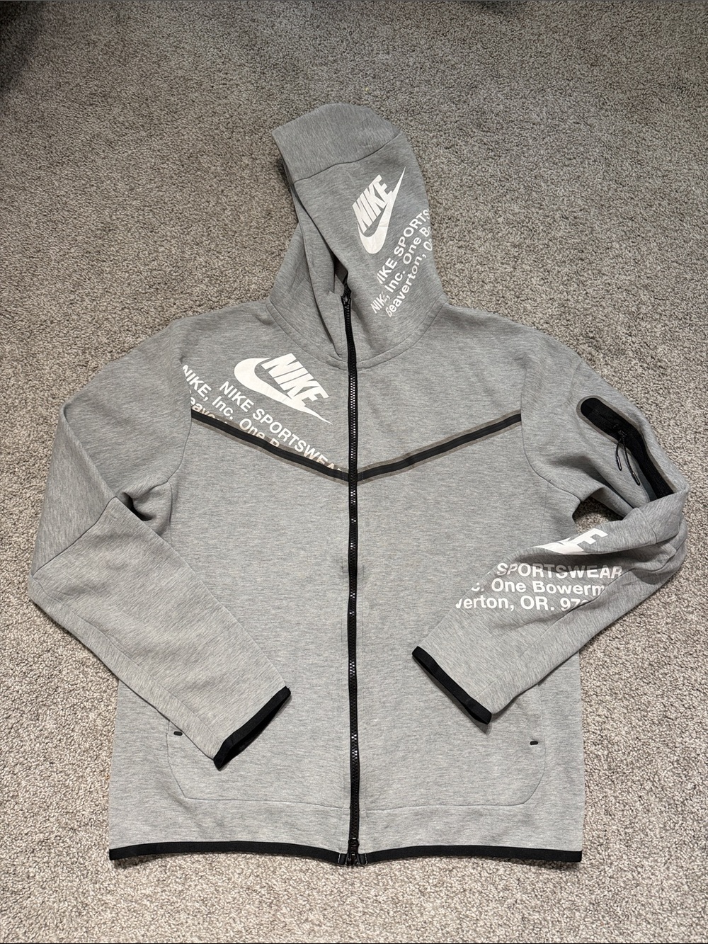 Nike Sportswear Bowerman Drive Graphic Full Zip Hoodie Jacket Gray Men’s M